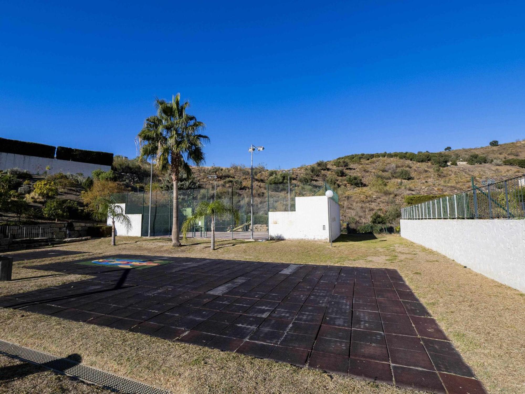 Atico Con Vistas Al Mar Piscina Y Parking Lejlighed Málaga Eksteriør billede